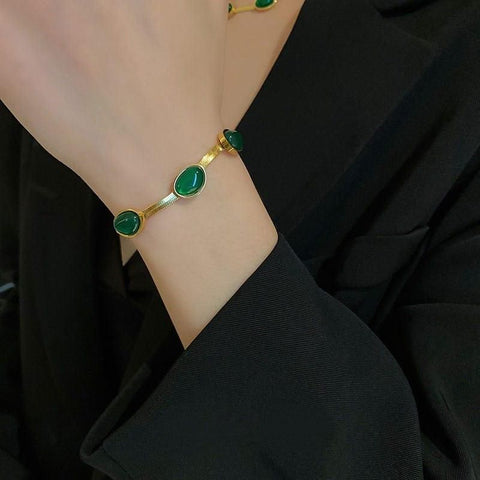 Oval Green Crystal Pendant Necklace Set With Bracelet - Shoporaa