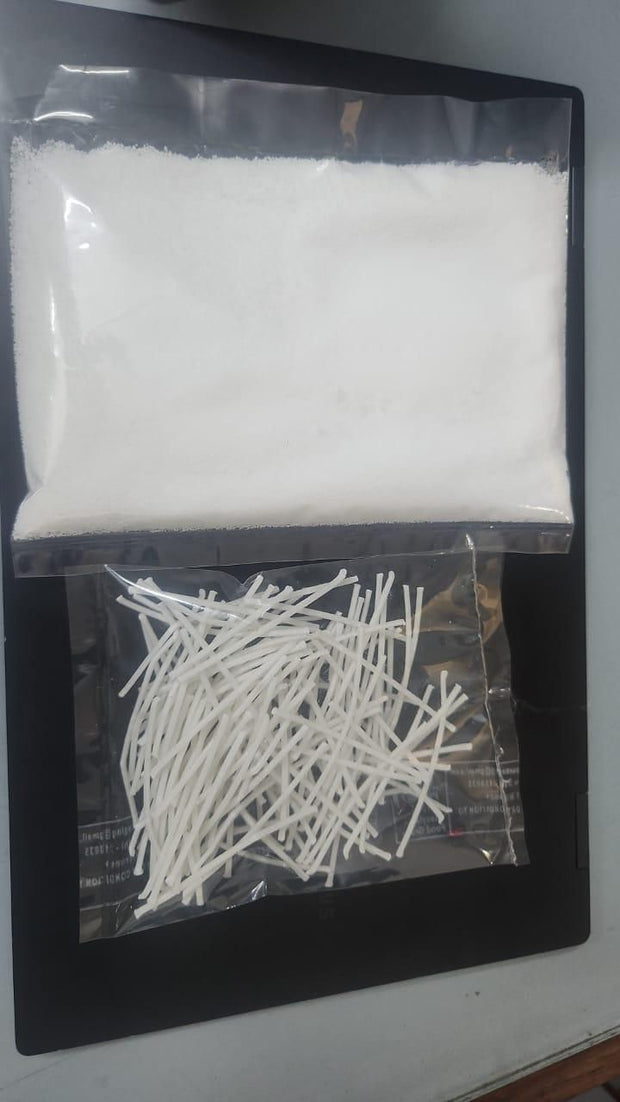 Pearl Soy Wax for Custom Candles 200gram + 50 Wicks - Shoporaa